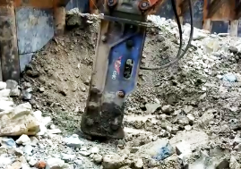 Hitachi Excavator ZX225-5A (ZERO-168 油壓炮)